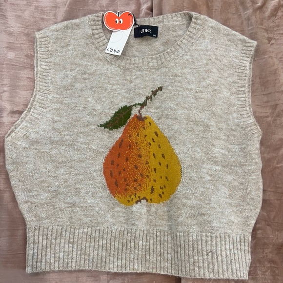 Cider Sleeveless Sweater with Pear Design - Picture 6 of 8